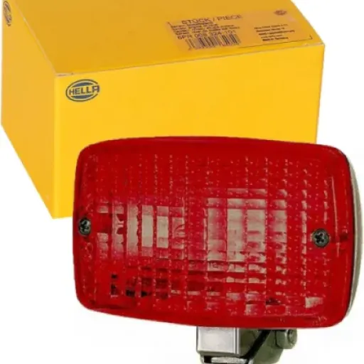 Test HELLA Feu antibrouillard arrière : le petit feu rouge qui fait juste ce qu’on lui demande