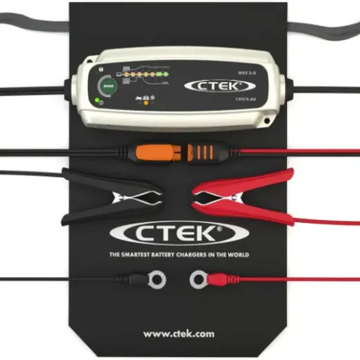 Avis CTEK MXS 3.8 : le chargeur auto/moto sérieux pour l’entretien longue durée