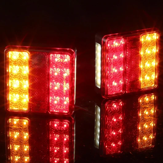 2x LED Feux Arrière de Remorque 12V 5Fonctions Etanche CE Feu Arrière LED pour Remorqu