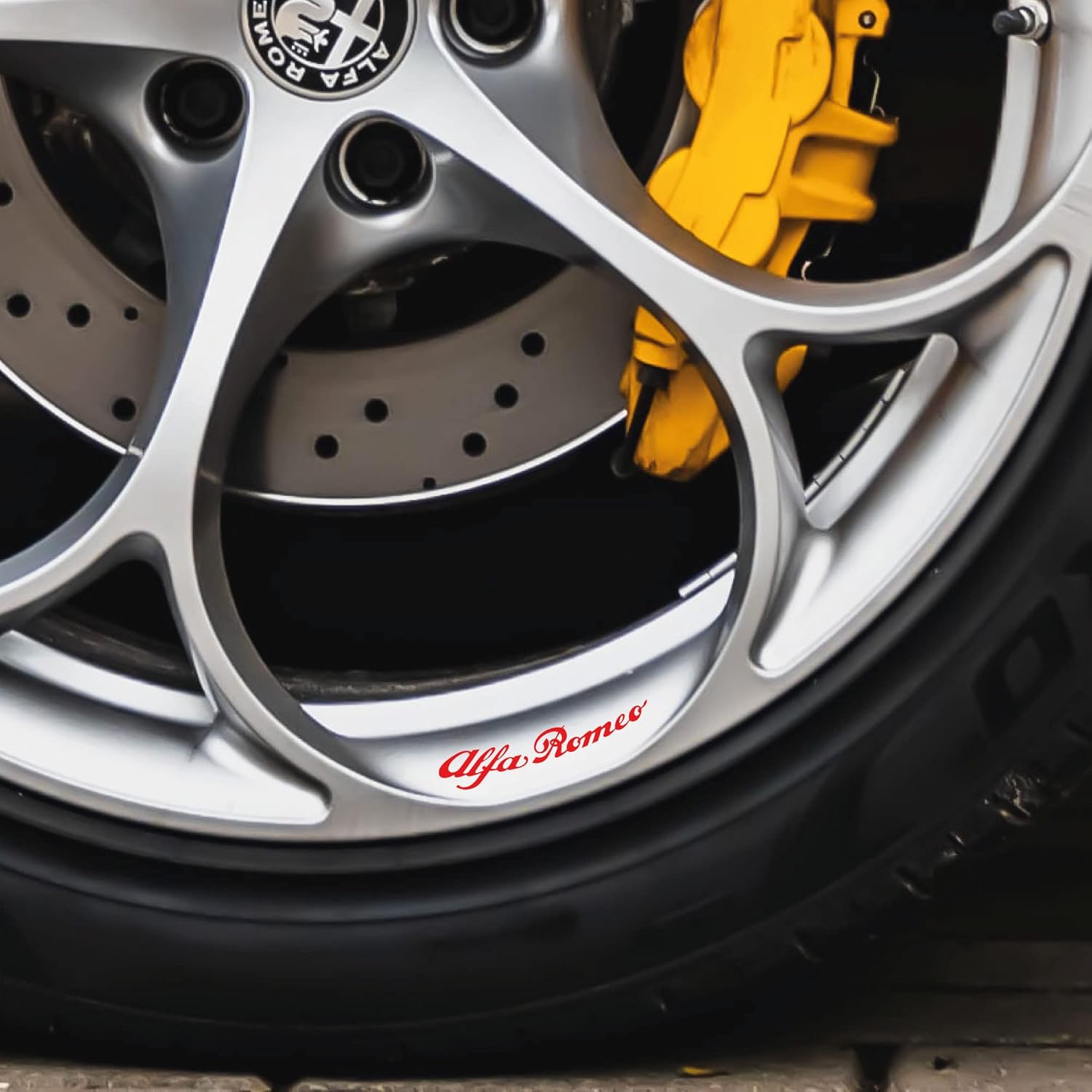 Autocollants compatibles avec Alfa Romeo Giulietta Mito pour jantes en alliage ou jantes autocollantes (rouge) Rouge,transparent