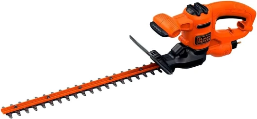 BLACK+DECKER Taille-Haies Filaire 420 W, Taille-Haies Electrique 45 cm avec 2 Poignées et Garde, Lame Asymétrique, Ecartement 16 mm, Robuste et Léger, BEHT201-QS Noir Unique