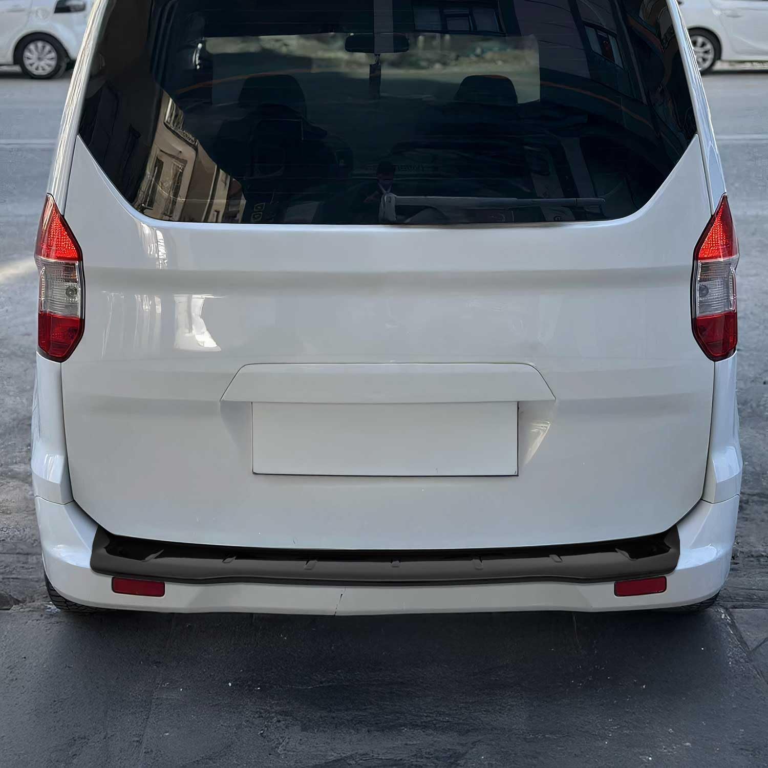 Protection Seuil Coffre Pare-Chocs Arrière Compatible avec pour Ford Transit Tourneo Courier 2014-2023 ABS Noir