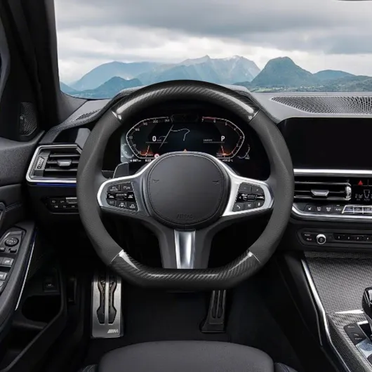 Couvre Volant de Voiture D-forme Fibre de Carbone & Cuir PU Volant Protecteur Antidérapant pour diamètre 38cm(15 ") (Noir)