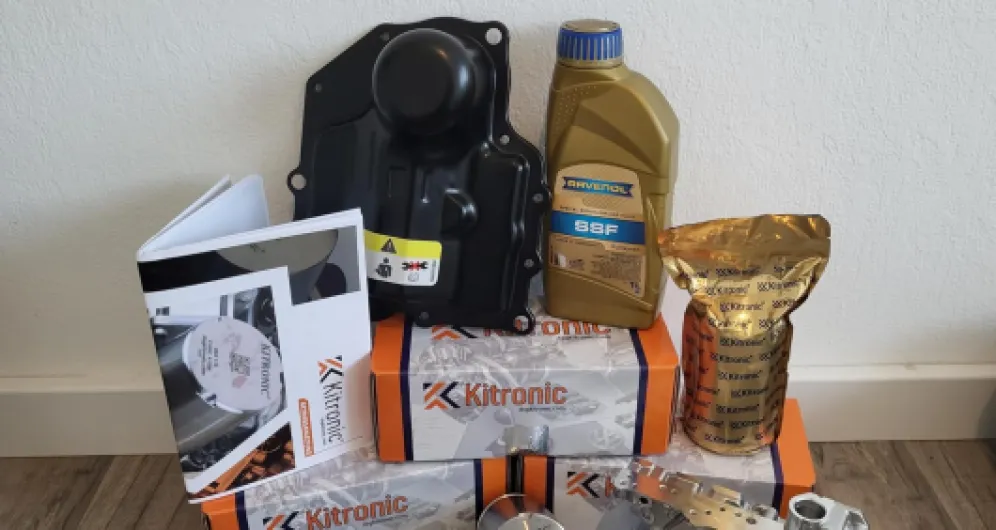 Kit de réparation pour accumulateur de pression DQ200 pour DSG, transmission à 7 vitesses à embrayage sec 0AM compatible avec VW - Clé à écrou, kit de joints, carter d'huile, boîtier de