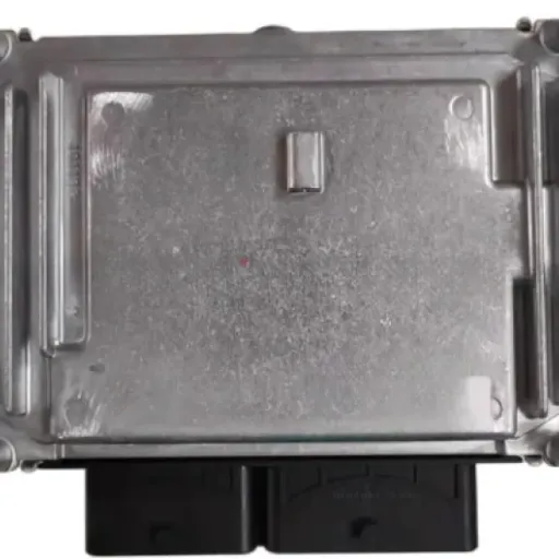 Test F01R00DGT2 ME7 HFC4GB3 : le calculateur moteur générique qui fait le job si on sait où on met les pieds