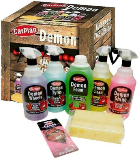 Demon Kit d’Entretien Auto 7 Pièces – Shampooing Voiture, Nettoyant Jantes, Nettoyant Intérieur, Lustrant Pneus, Spray Brillance, Éponge et Désodorisant Voiture