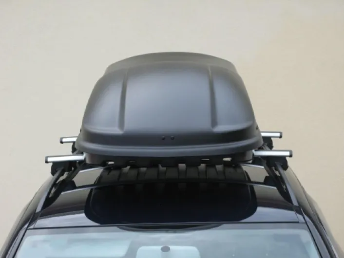 Coffre de Toit Marlin 480L Noir - Double Ouverture Latérale, Homologation TÜV-GS, Garantie 5 Ans - Serrures centralisées sur 3 Points avec clés de sécurité - Résistant aux Rayons UV Noir 480L