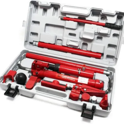Test WilTec Kit de redressage hydraulique 10T : pratique pour bricoler, mais pas sans défauts